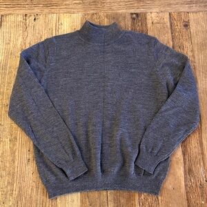 Charter Club Classics 100% Merino Wool Gray Turtleneck Sweater Medium
